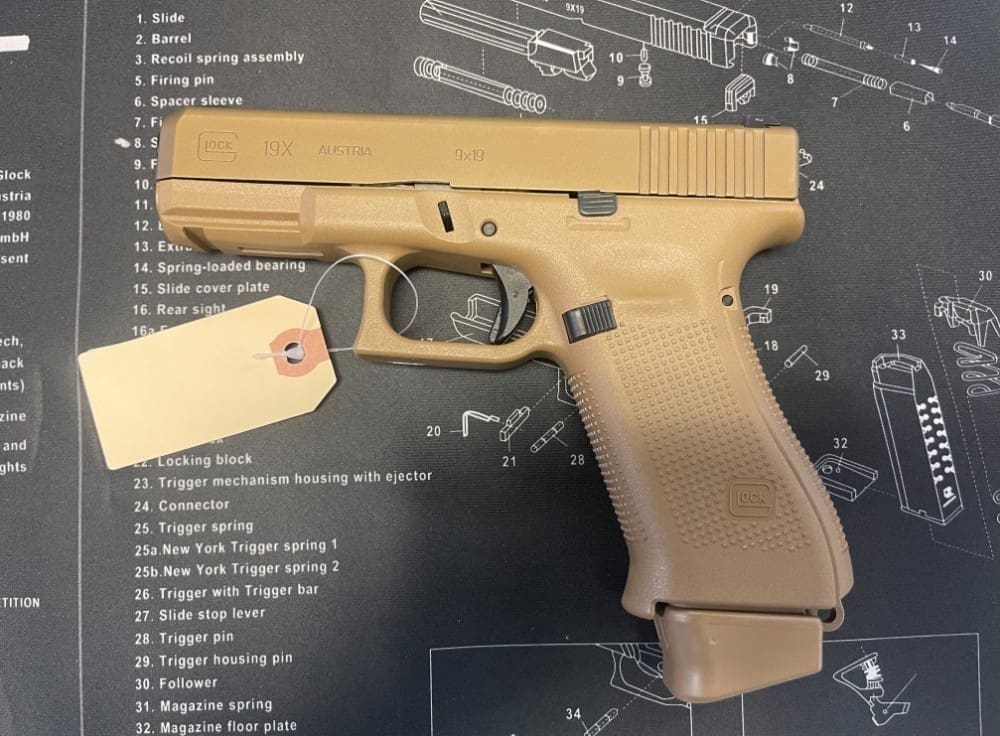 Glock 19 Gen 4 Full FDE — image 3